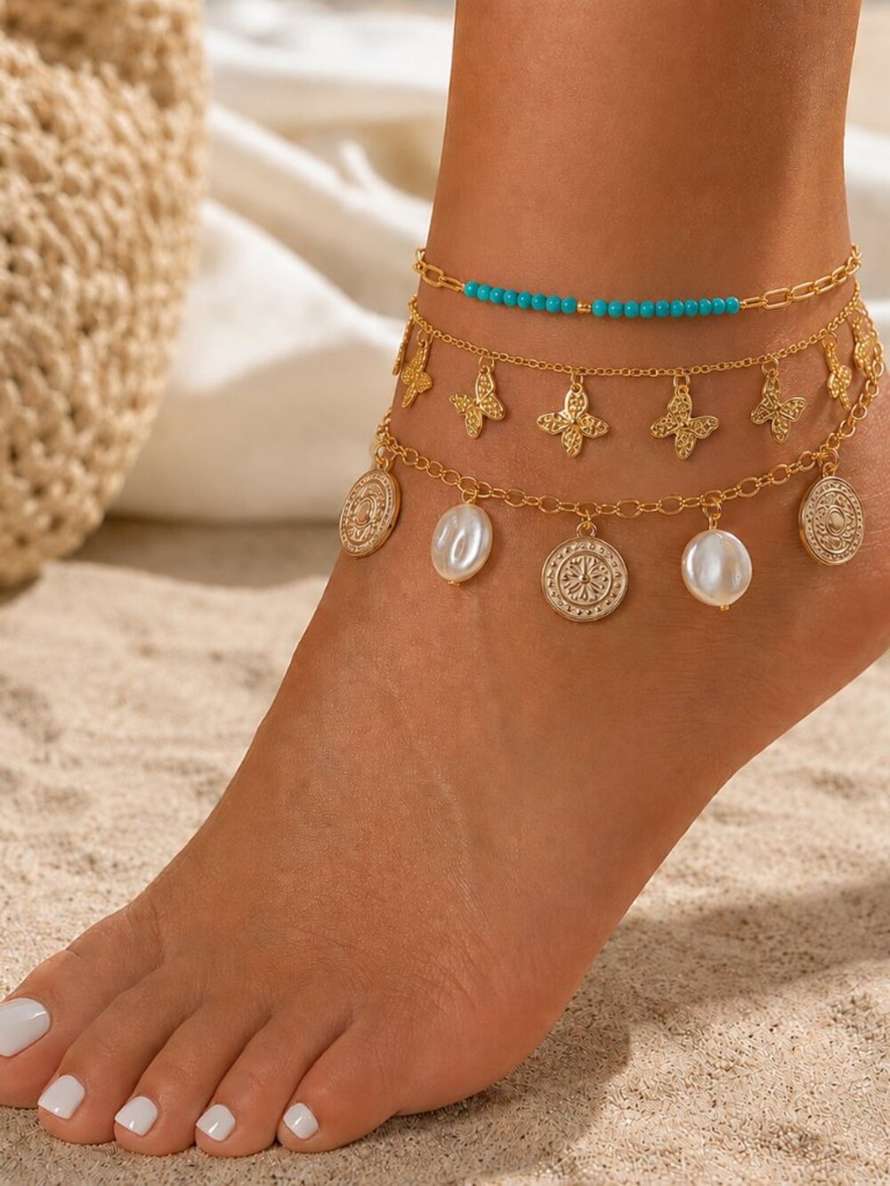 Daisy Fuentes Gold Tone Set of‎ Trio Anklets